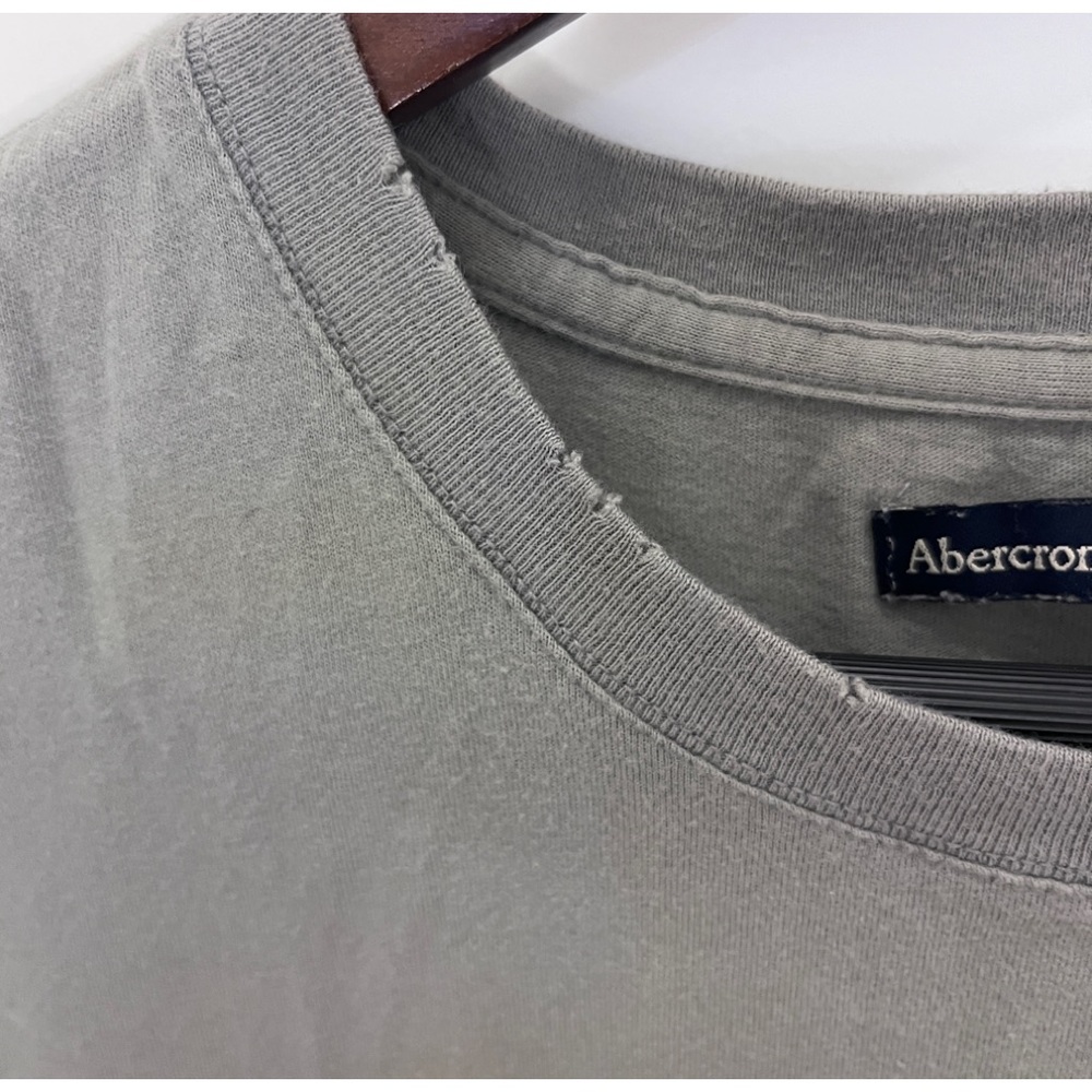 Y2K A&F Embroidery Patch Tee - Picture 5 of 8
